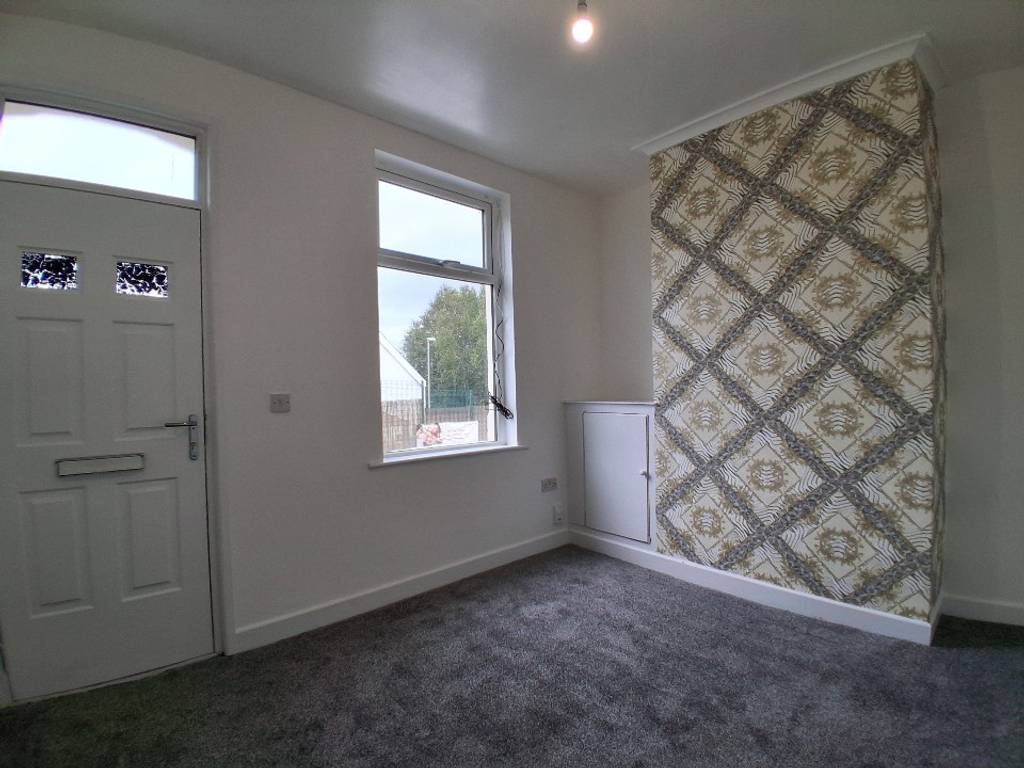 Raglan Road, Burnley, BB11 4LS