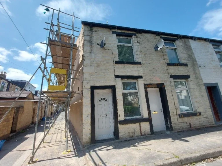 2 Travis Street, Burnley
